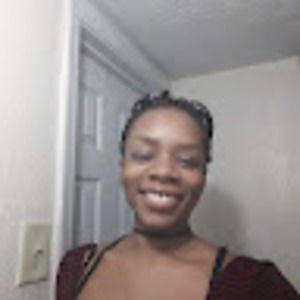 Meet your Posher, Amina